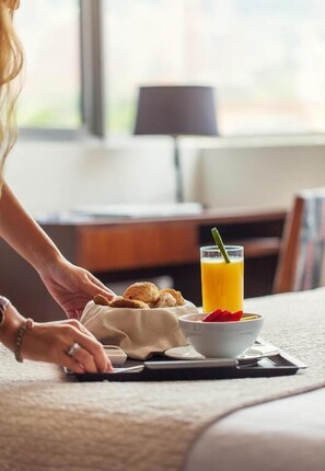 Daily buffet breakfast for a fee - Sites Barranquilla (Puerto Colombia)