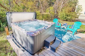 Tina de hidromasaje al aire libre