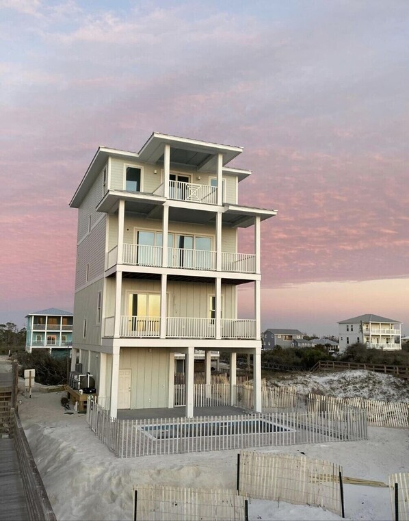 Exterior - North Cape gulf-front w/Pool, elevator, 6 bdrm, North Cape San Blas! (PORT ST JOE)