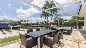 Outdoor dining - 4/3.5 Home with beautiful Direct Waterfront access (Marco Island)