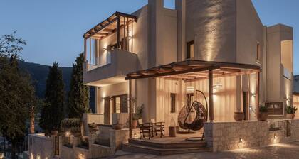 Manili Boutique Suites & Villas