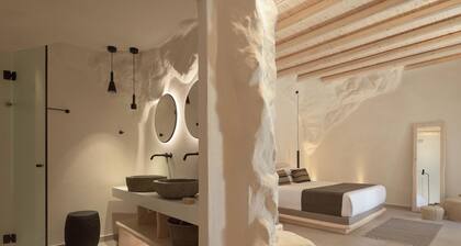 Manili Suites & Villas, an SLH Hotel