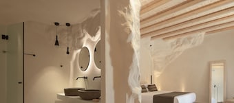 Manili Suites & Villas, an SLH Hotel