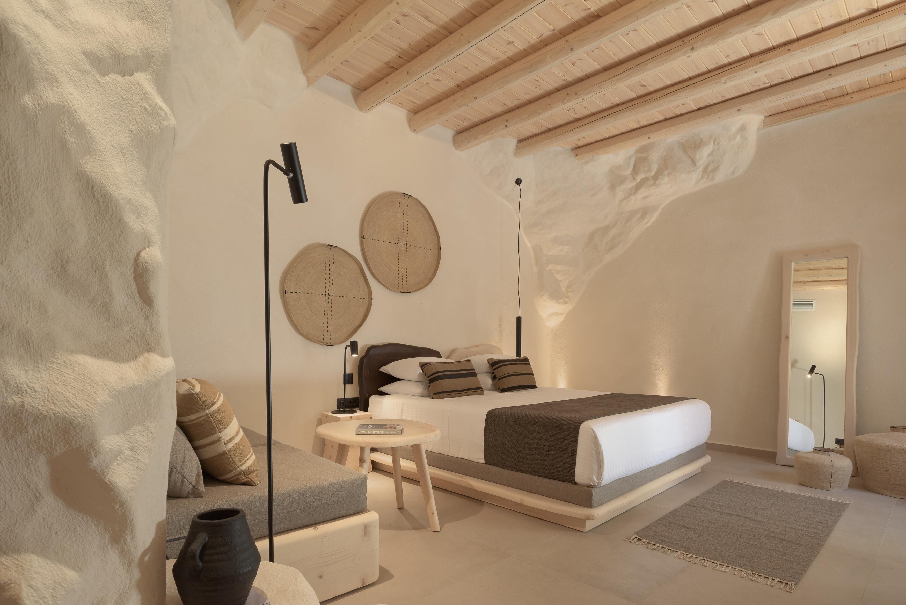 豪華套房 | 迷你吧、客房內保險箱、熨斗/熨衣板、免費無線上網