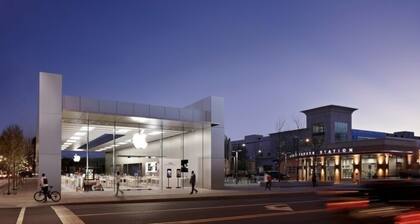 LUXURIOUS LINCOLN PARK Home w/ Rooftop +parking