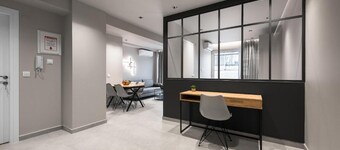 Big Apple, Nilie Hospitality MGMT