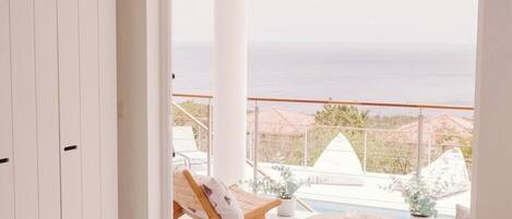 5 bedrooms, iron/ironing board, free WiFi, bed sheets