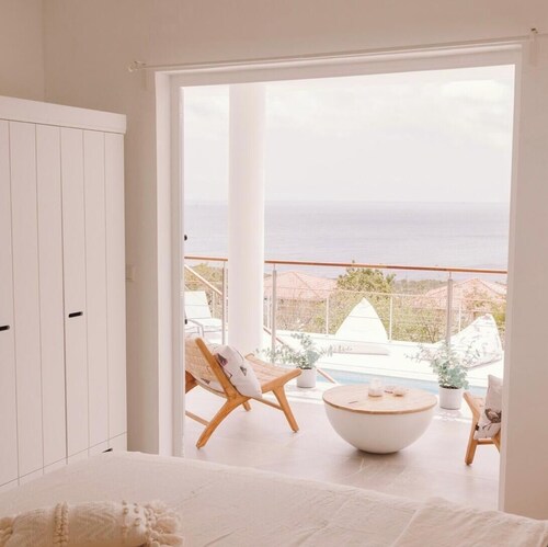 Luxury villa with stunning sea view!