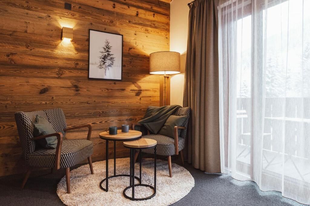 Deluxe Double Room, Balcony, Mountain View | Hypo-allergenic bedding, in-room safe, free WiFi, bed sheets