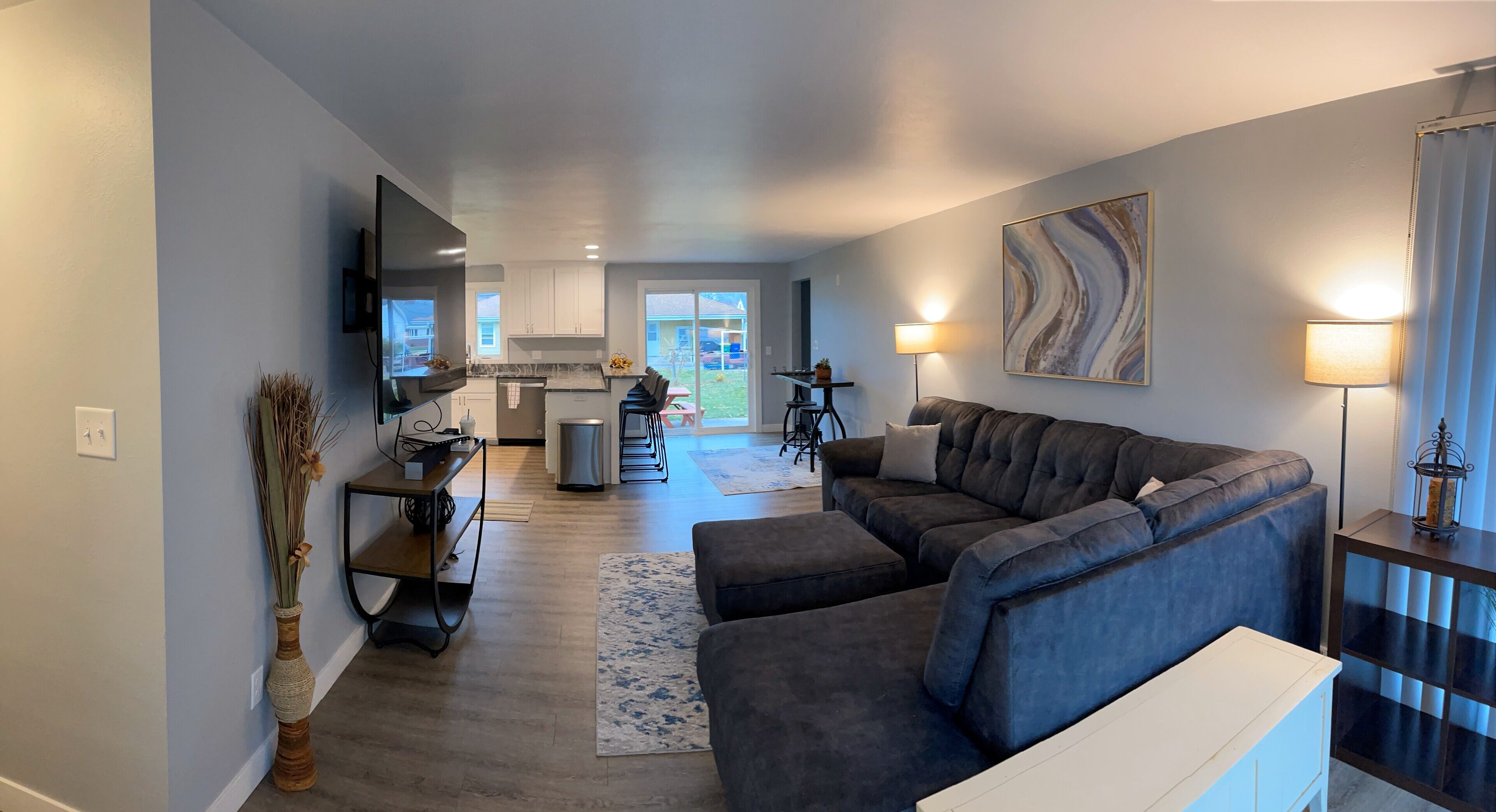 Lambeau Field Game Day House with heated party garage.  
