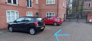 Apartment, Multiple Beds | Parking