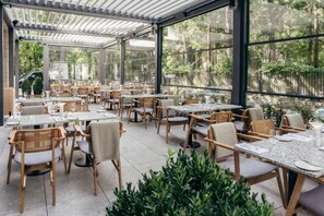 Restaurant - Karmann's Hotel - Yantar Hall (Svetlogorsk)