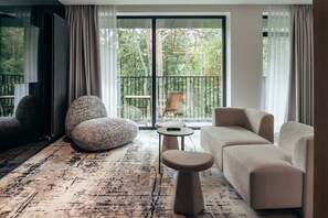 Free minibar, in-room safe, blackout curtains, soundproofing - Karmann's Hotel - Yantar Hall (Svetlogorsk)