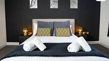 2 bedrooms, desk, iron/ironing board, free WiFi