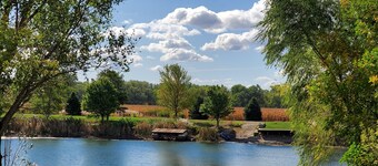 Country Cottage Getaway