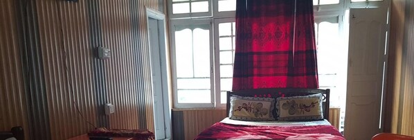 Standard Triple Room | Free WiFi, bed sheets - Junaid Palace (Swat)