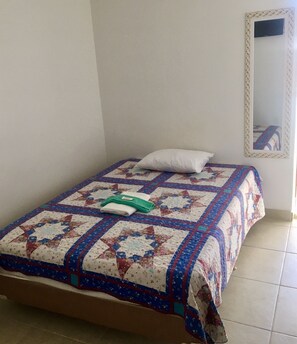 Basic Room, 1 Double Bed