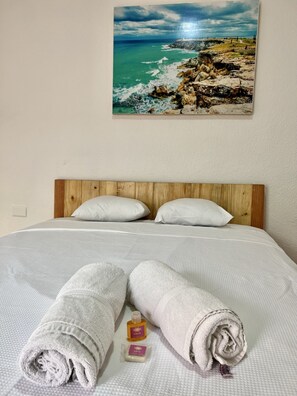 Wifi gratis y ropa de cama