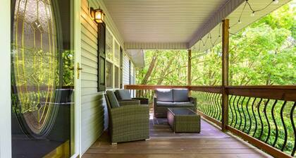Asheville Home w/ Hot Tub|Family-Friendly|Pets OK