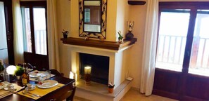 Appartement Deluxe, 3 chambres, balcon, vue mer (Number 1) | Coin séjour