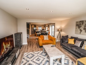Cottage | Interior