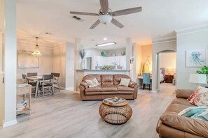 TV connectée, cheminée, espaces bureaux