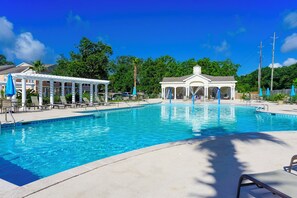 Pool - Legacy Villa 2604 - 2 bedroom 2 bath with garage in beachside neighborhood (Gulfport)