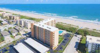 Oceanfront walkout stunning condo!