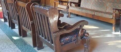 로비 좌석 공간