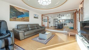 Basic-Zimmer, 4 Schlafzimmer (brickninemansion 1hodong) | Aussenbereich