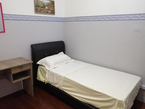 Room - Single Room in Kuching Center (Kuching)