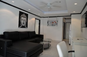 Condo, 1 Bedroom | Interior