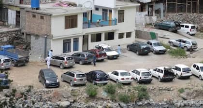 Zahoor Hotel And Restaurant