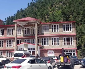 Front of property - Hotel Kalam Inn (Swat)
