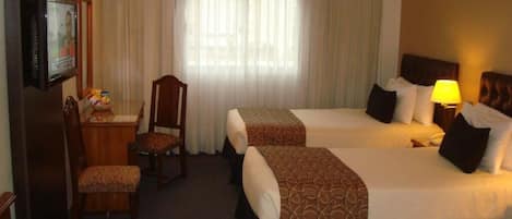 Standard Room | Premium bedding, down comforters, pillowtop beds, minibar