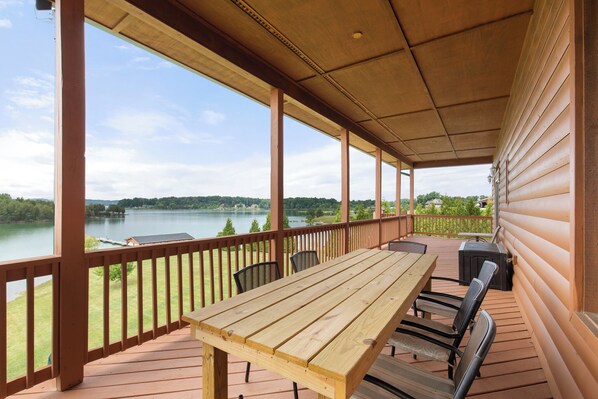 Estudio (3 Bedrooms) | Servicio de la propiedad