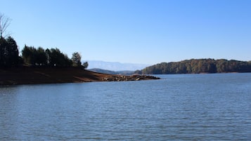 Studio (3 Bedrooms) | Fasilitas properti