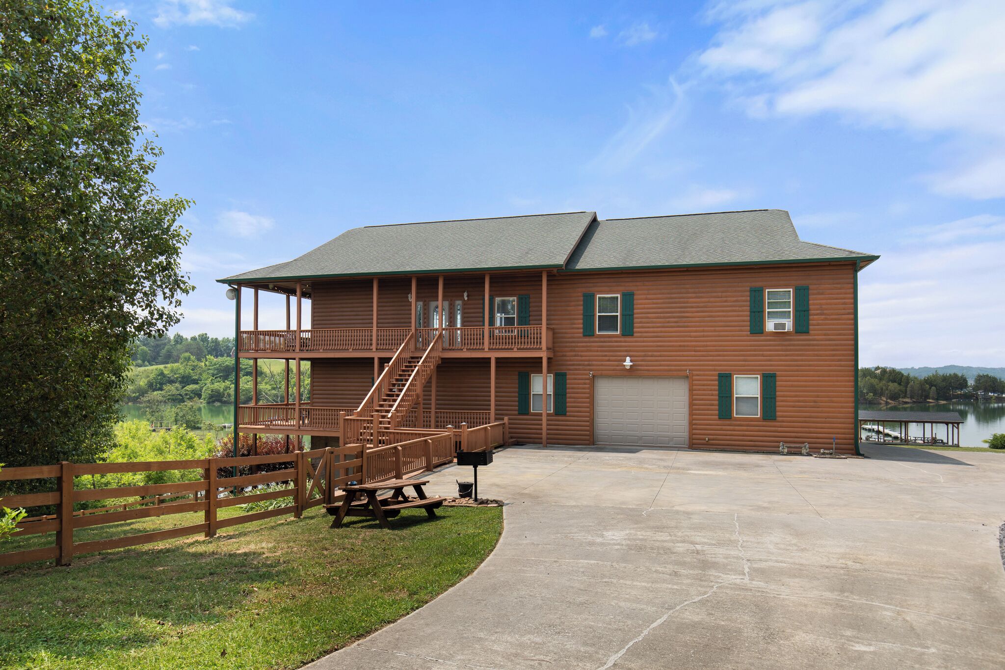 開放式客房 (3 Bedrooms) | 住宿設施服務