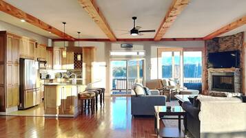 Studio (3 Bedrooms) | Kemudahan hartanah