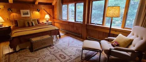 5 Schlafzimmer, Schreibtisch, Bügeleisen/Bügelbrett, WLAN