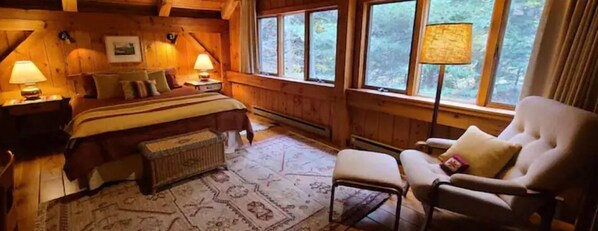 5 habitaciones, escritorio, tabla de planchar con plancha y wifi 