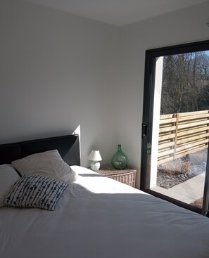 3 chambres, fer et planche à repasser, lit parapluie, Wi-Fi gratuit