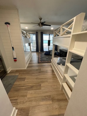 4 bedrooms, iron/ironing board, travel crib, free WiFi