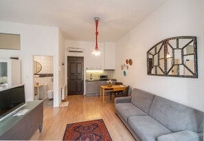 Kaupunkistudio | Oleskelualue | Televisio