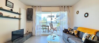 Charming 2 room apartment 300m walk from Lac du Bourget!