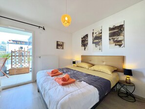 1 habitación y ropa de cama 