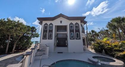 Newly Remodeled-Beachfront Home with Pool/Spa! Private Island Living on 1 Acre