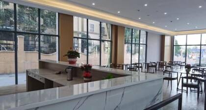 Greentree Eastern Tongling Yian District Government Hotel