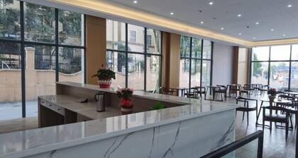 Greentree Eastern Tongling Yian District Government Hotel