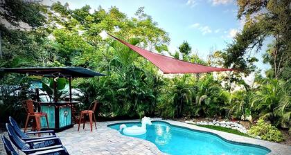 Bungalow w/ Heated Pool by Downtown & Beaches